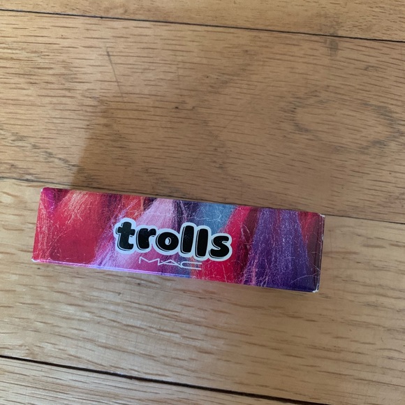 NWT MAC Limited Edition - Midnight Troll Lipstick - Picture 5 of 6